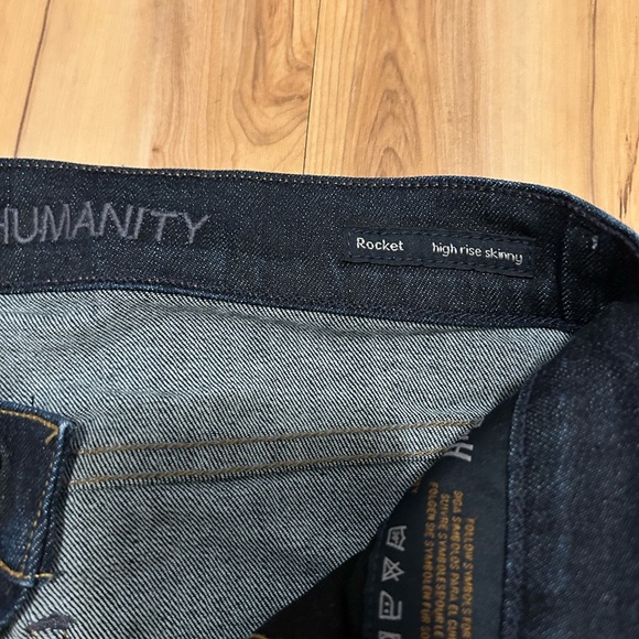 Citizens of Humanity Skinny Jeans - Picture 5 of 5